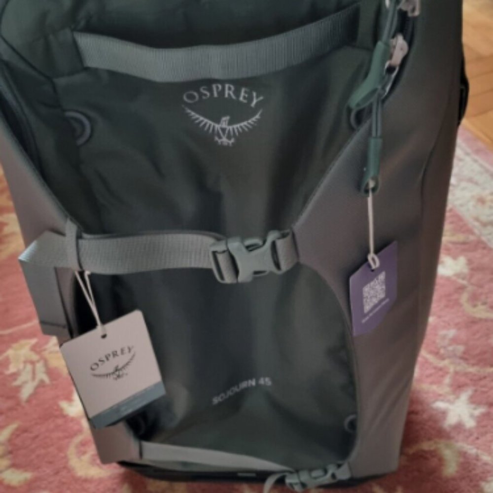 OSPREY SOJOURN WHEELED TRAVEL PACK 45L/22” Backpack/ Carry On